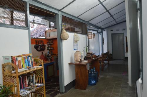 Джокьякарта: Rumah Isaku