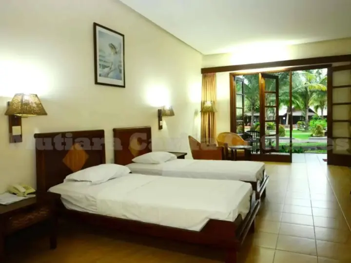 Карита: Mutiara Carita Cottages