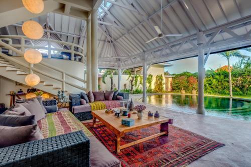 Кута: La Villa Oberoi