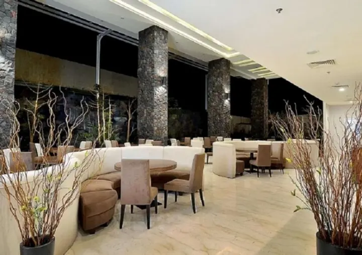 Маланг: Ascent Premiere Hotel and Convention