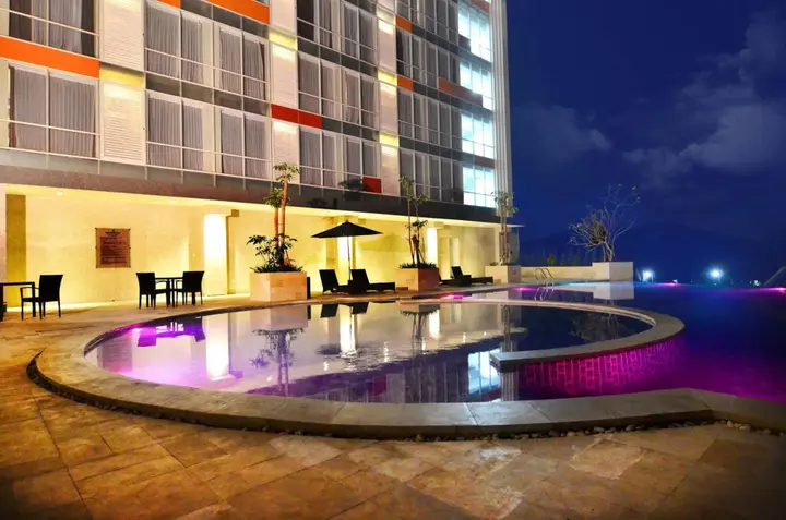 Маланг: Ascent Premiere Hotel and Convention