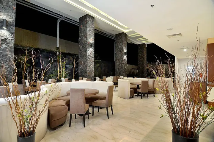 Маланг: Ascent Premiere Hotel and Convention