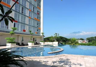 Маланг: Ascent Premiere Hotel and Convention
