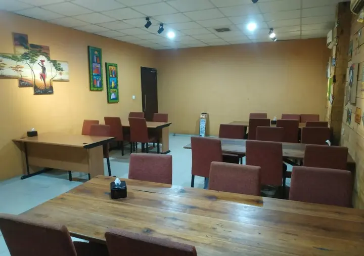 Амбон: Hero Hotel Ambon