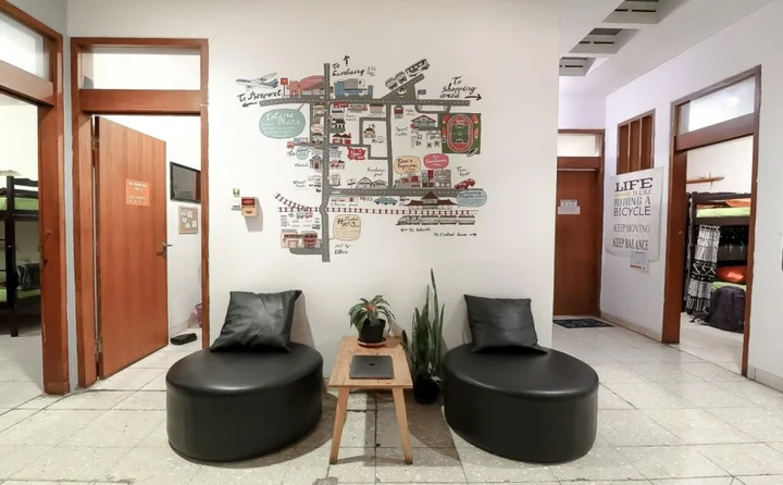 Бандунг: Pinisi Backpacker Hostel