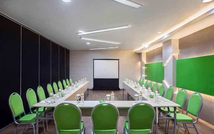 Сурабая: MaxOneHotels at Tidar Surabaya