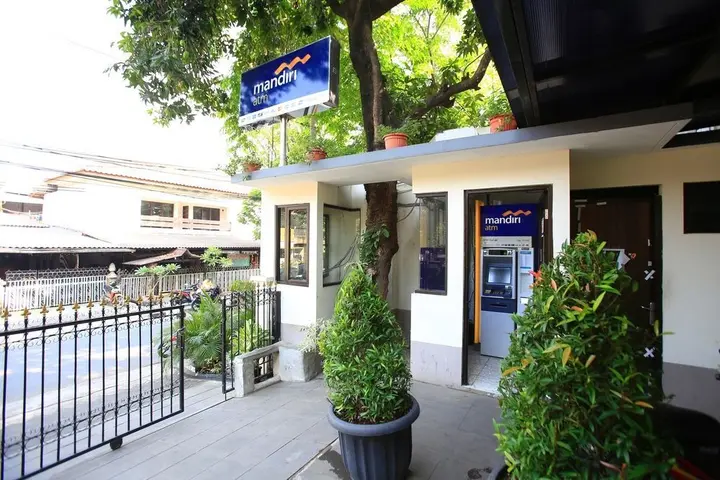 Джакарта: RedDoorz @ Kebon Baru