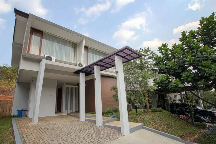 Сименьян: Villa Tirta Syariah