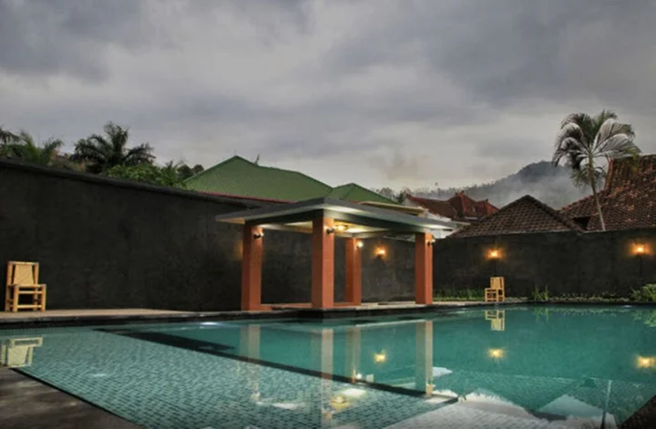 Сенджиги: Puri Senggigi Hotel