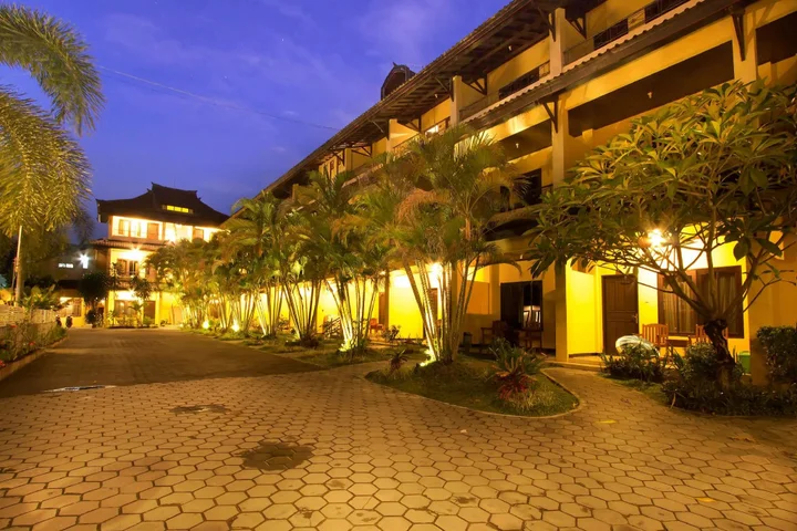 Сенджиги: Puri Senggigi Hotel