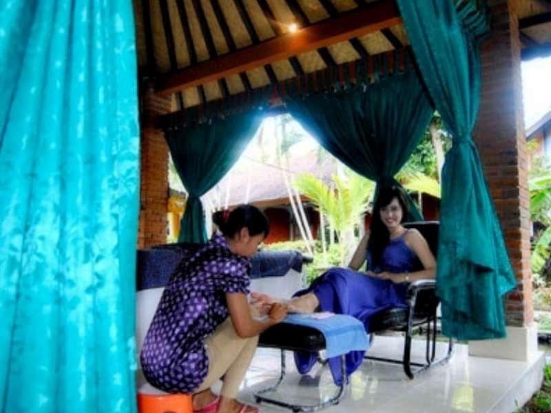 Каликбукбук: Angsoka Hotel