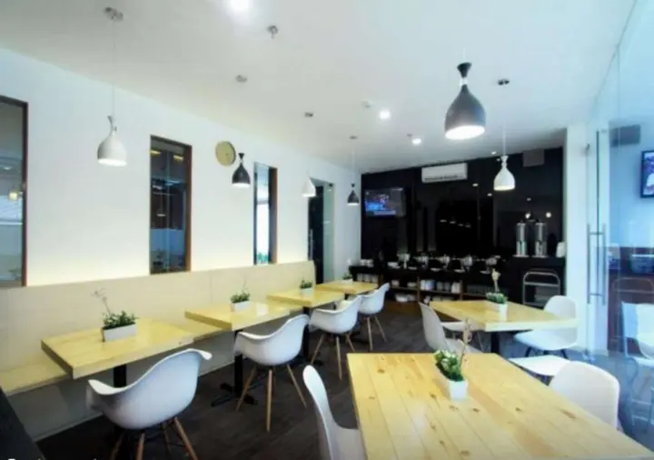 Джакарта: Hotel Zia Shiro I Shika