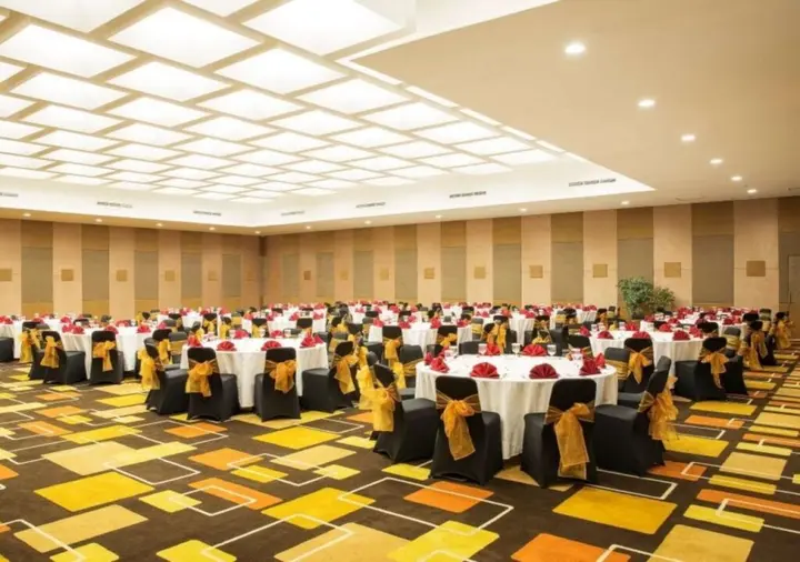 Legok: Lemo Hotel Serpong