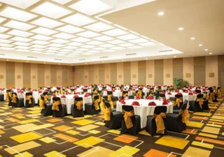 Legok: Lemo Hotel Serpong