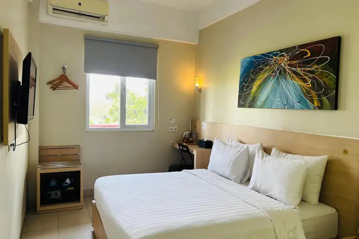 Legok: Lemo Hotel Serpong