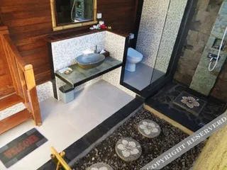 Лембонган-Айленд: The Jingga Villas