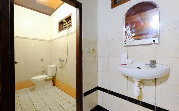 Гили Траванган: OYO 1425 Beach Wind Bungalows