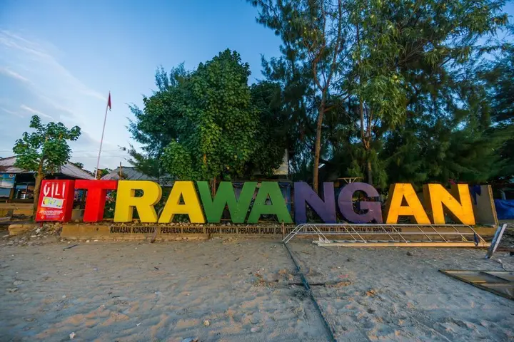 Гили Траванган: OYO 1425 Beach Wind Bungalows