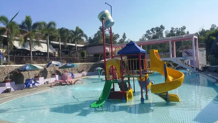 Кедири: Selopanggung Hotel