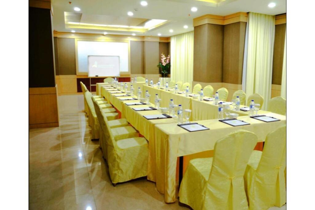 Батам: Nagoya Hill Hotel Batam