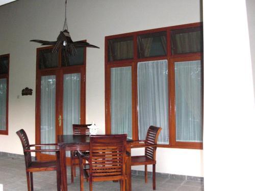 Калибару: Villa Bugis Kalibaru