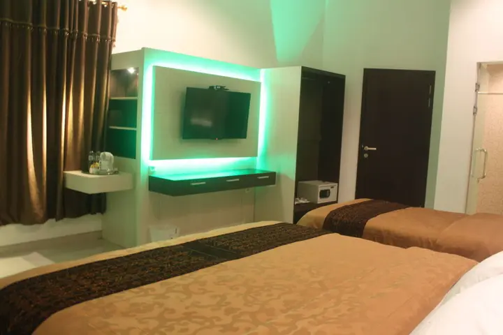Маланг: Tlogomas Guest House
