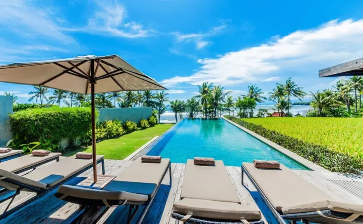 Сесе: Bali Mengening Villa Beach Front