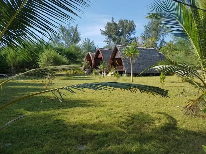 Гили-Мено: Sasak Island Bungalows