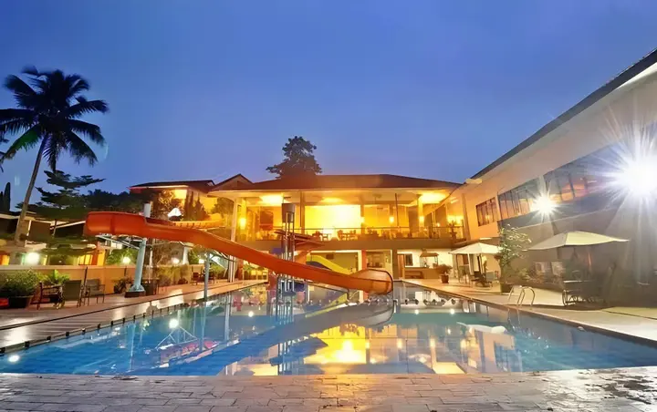 Сизаруа: Grand Ussu Hotel & Convention