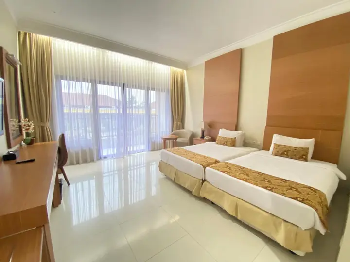 Сизаруа: Grand Ussu Hotel & Convention