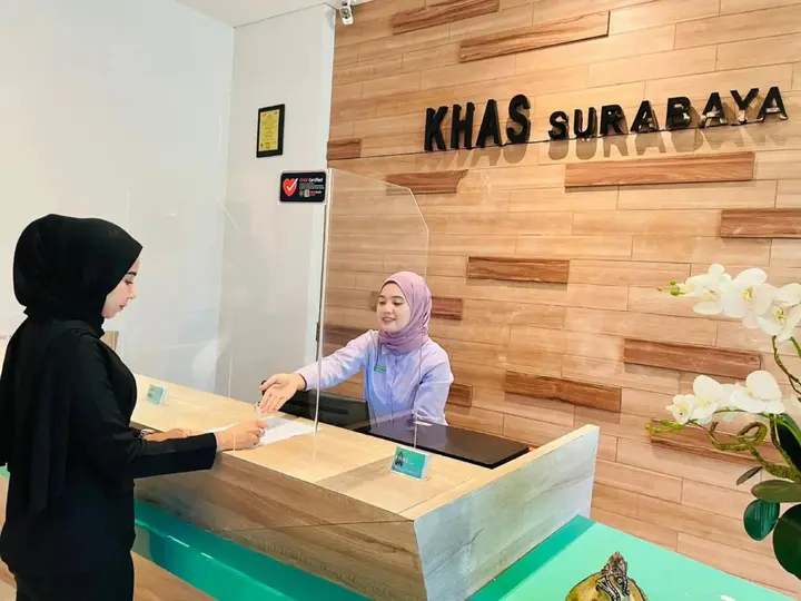 Сурабая: KHAS Surabaya