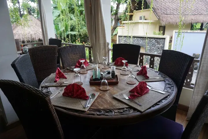 Бунутан: Life in Amed Boutique Hotel