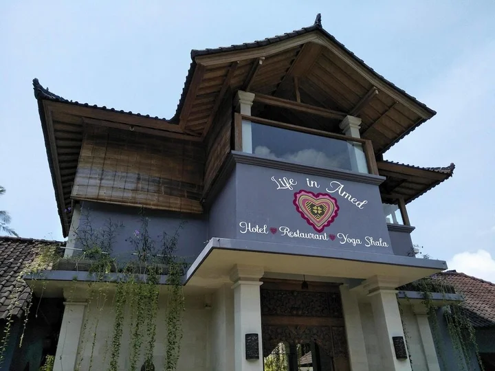 Бунутан: Life in Amed Boutique Hotel
