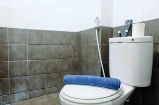 Джакарта: Simply Studio Apartment at Green Pramuka City