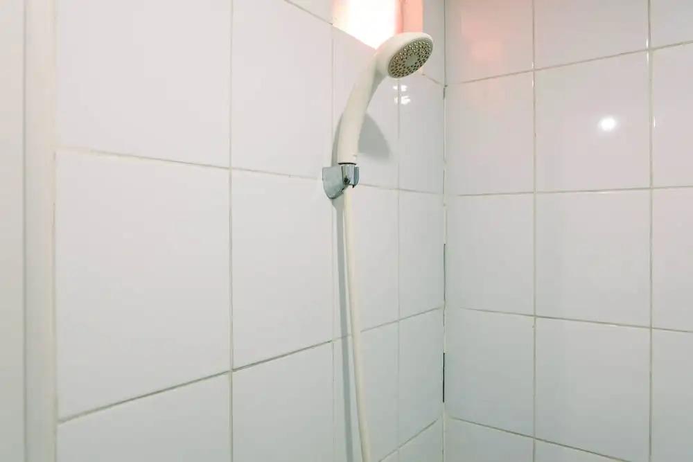 Джакарта: Simply Studio Apartment at Green Pramuka City