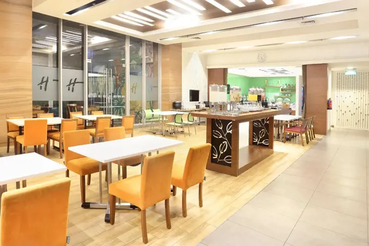 Семаранг: Holiday Inn Express Semarang Simpang Lima by IHG