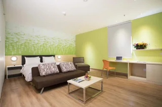 Сурабая: Zest Jemursari by Swiss-Belhotel International