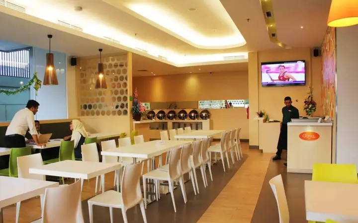 Сурабая: Zest Jemursari by Swiss-Belhotel International