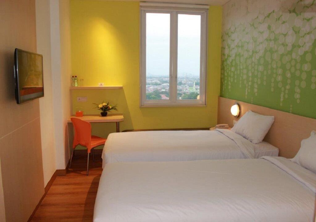 Сурабая: Zest Jemursari by Swiss-Belhotel International