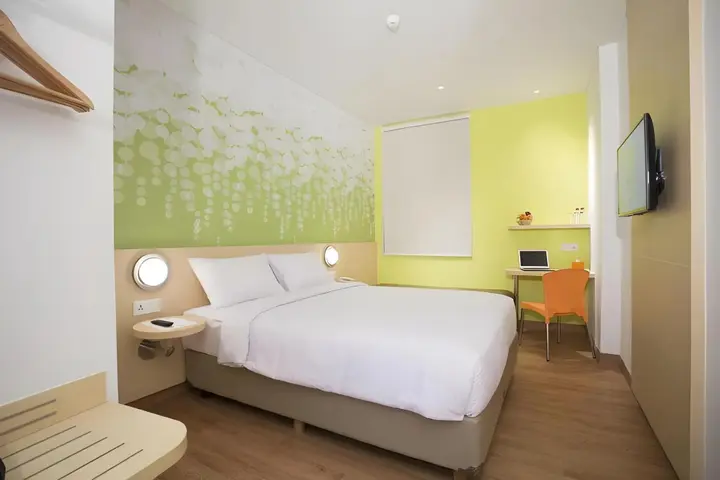 Сурабая: Zest Jemursari by Swiss-Belhotel International