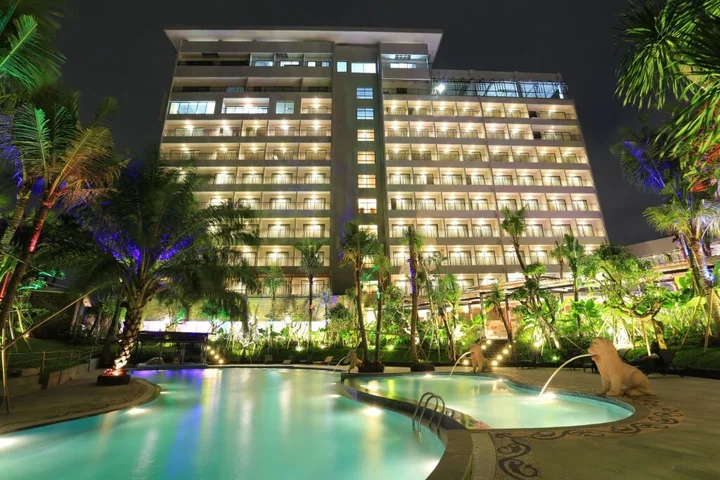 Маланг: Ijen Suites Hotel