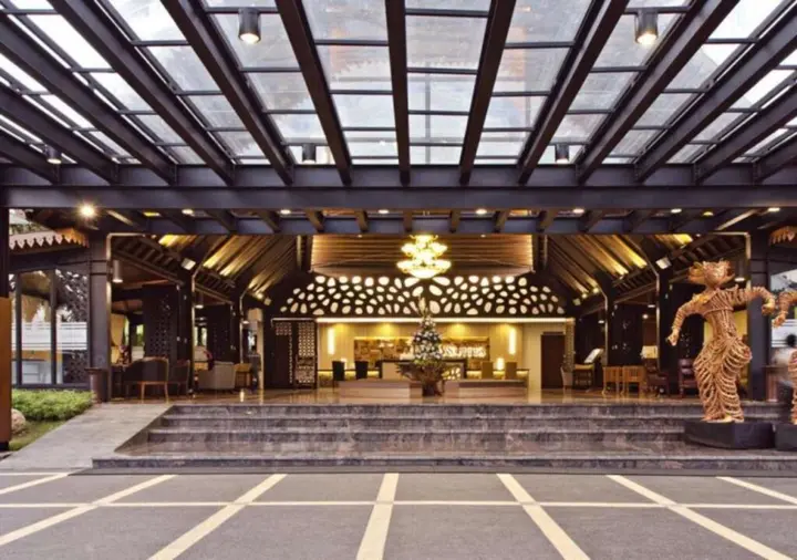 Маланг: Ijen Suites Hotel