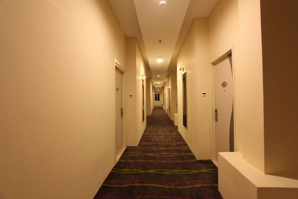 Макассар: WThree Premier Hotel