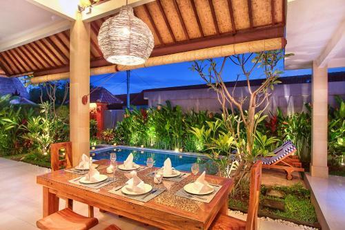 Кута: Saudara Villas