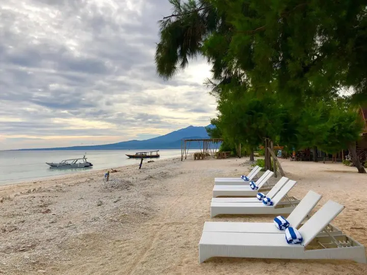 Гили-Мено: Villa Samalas Resort and Restaurant