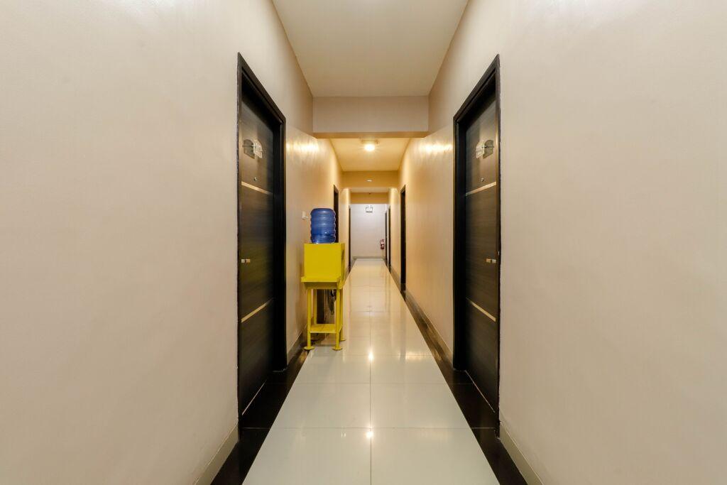 Батам: Blitz Hotel Batam Near Sultan Mahmud Ri'ayat Shah Mosque