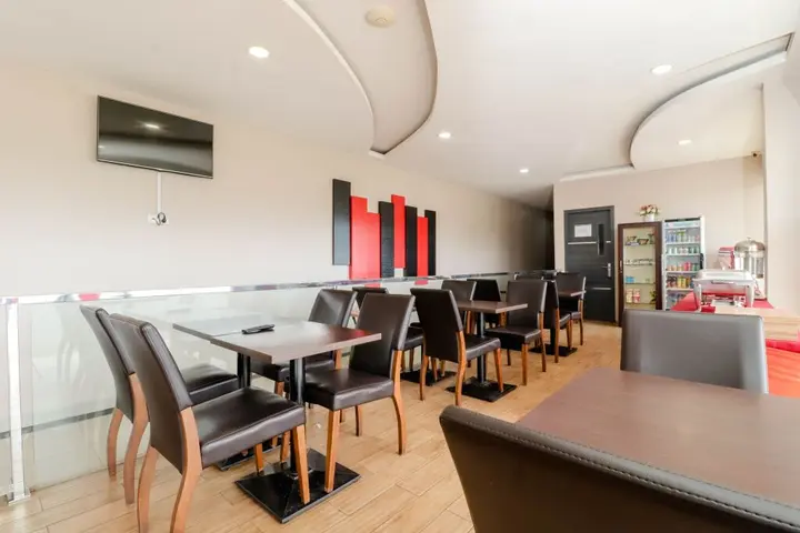 Батам: Blitz Hotel Batam Near Sultan Mahmud Ri'ayat Shah Mosque