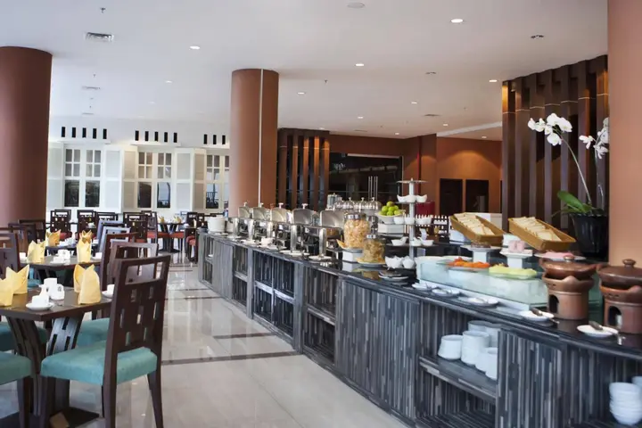 Семаранг: Grand Edge Hotel Semarang