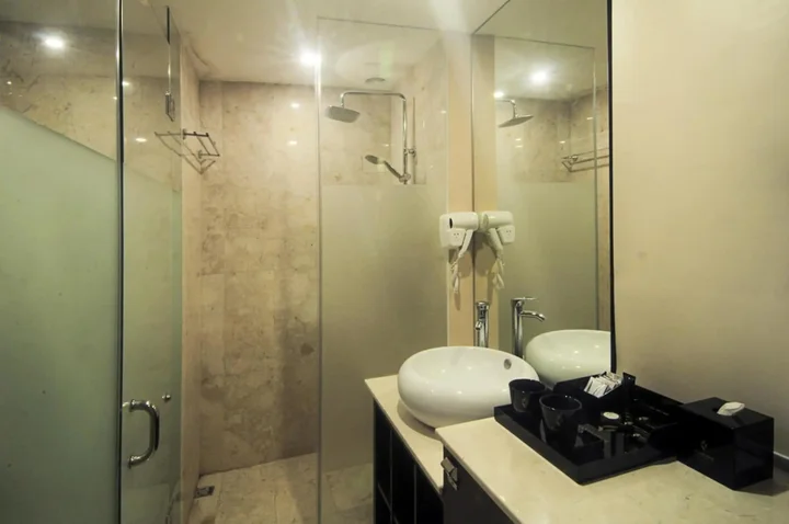 Семаранг: Grand Edge Hotel Semarang
