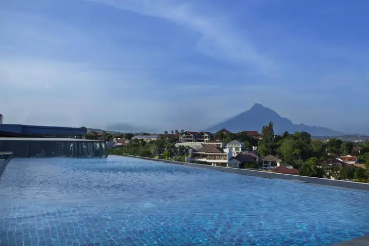 Семаранг: Grand Edge Hotel Semarang